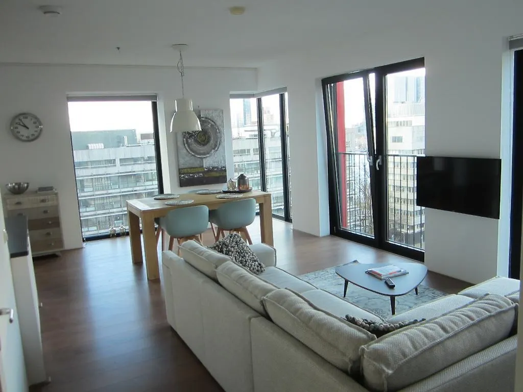 Red Apple Centre Luxury 2 Bedroom Apartment Rotterdam Netherlands