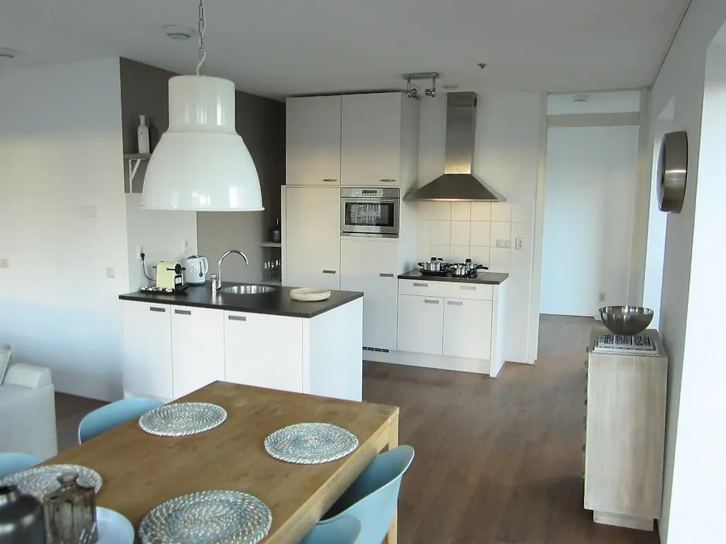 Red Apple Centre Luxury 2 Bedroom Apartment Rotterdam