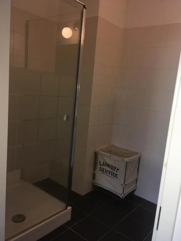 Red Apple Centre Luxury 2 Bedroom Apartment Rotterdam